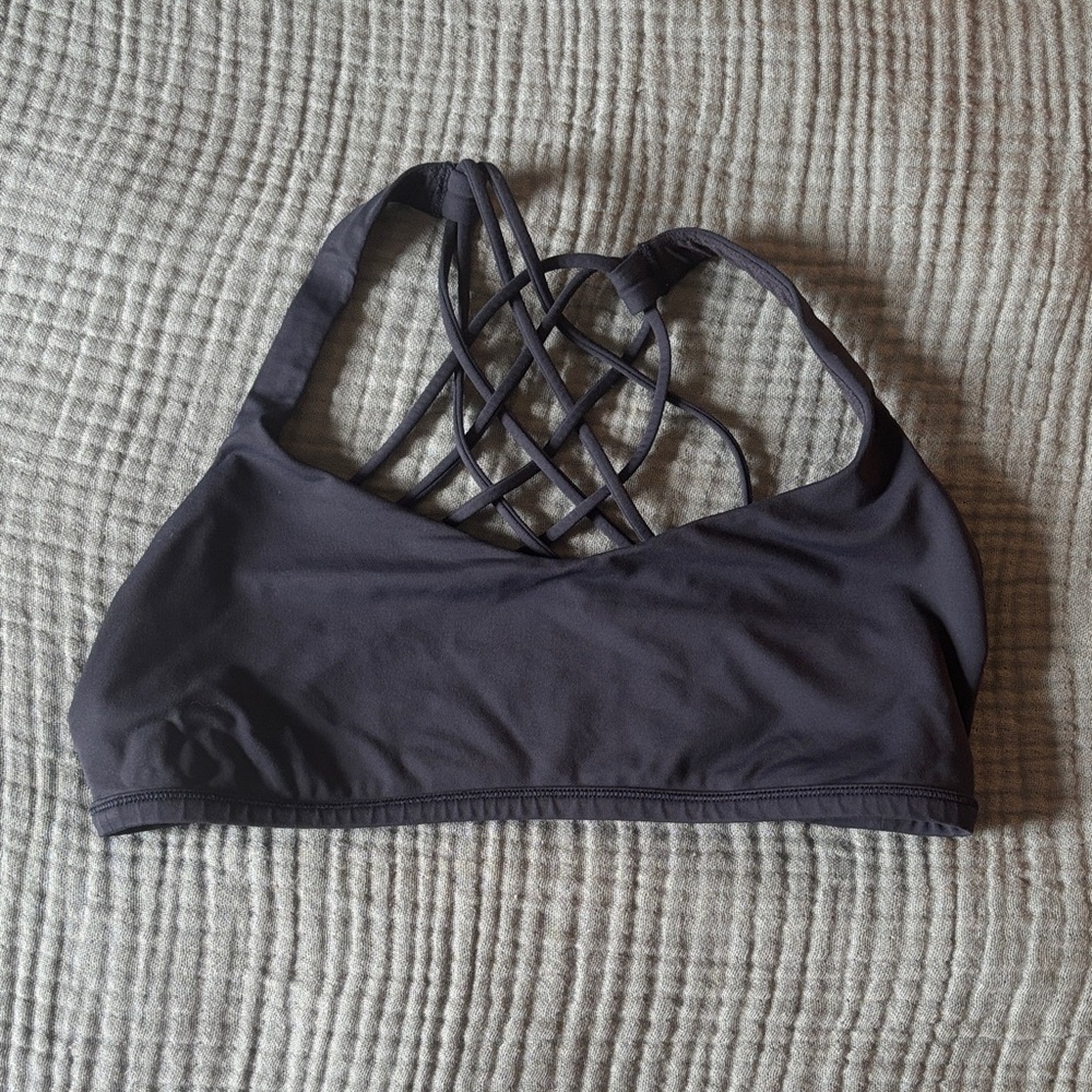 LULULEMON FREE TO Be WILD BRA